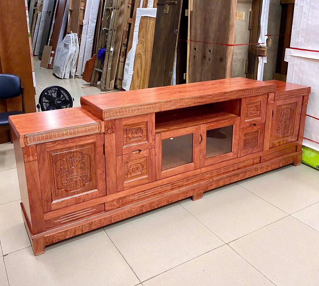 Kệ Tivi Gỗ Hương Đá Mẫu Hiện Đại KTV74